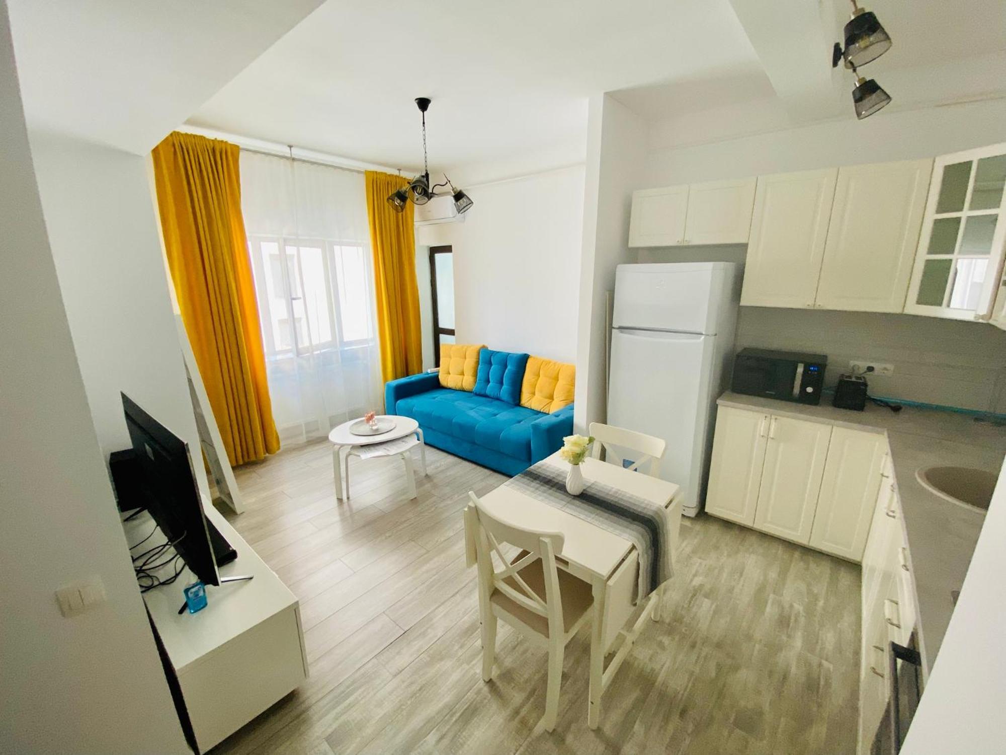 Cozy Central Apartment With 2 Rooms Бухарест Екстер'єр фото